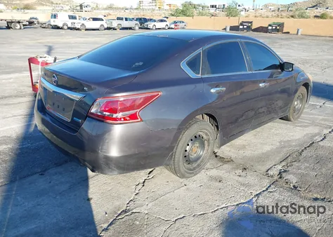 2013 Nissan Altima 2.5 S z USA, uszkodzony, nr VIN 1N4AL3AP5DC137809